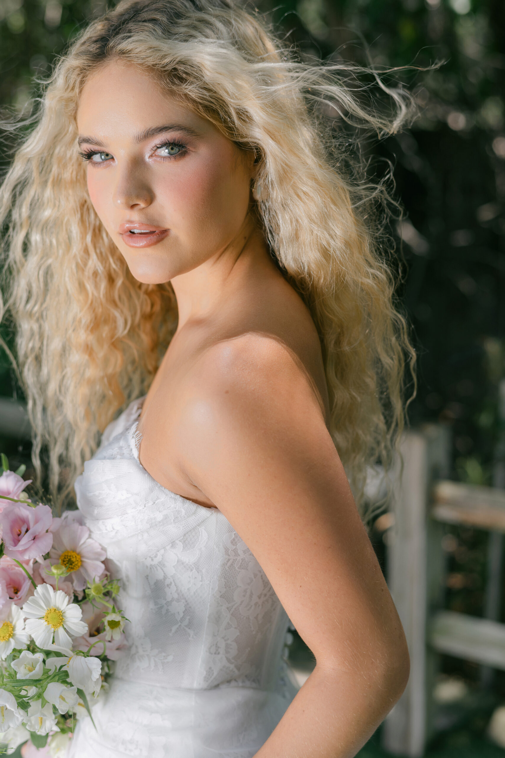 R3901 04 Fabric is Chantilly lace, Tulle, silhouette is A-line, neckline is Sweetheart, sleeve style is Strapless, train is Chapel, waistline is Basque, embellishment is Eyelash lace trim, back is Zipper (invisible), color is Ivory, style is Romantic, Ethereal, High slit, Layered tulle